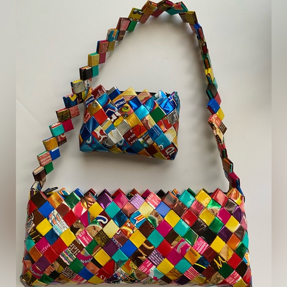 Candy and gum Wrapper Custom Handbag with change purse.  Zipper closure on both - Picture 12 of 13
